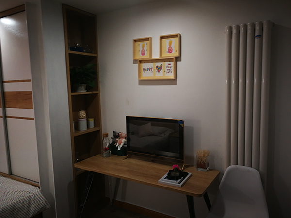 客房電視桌兼書(shū)桌